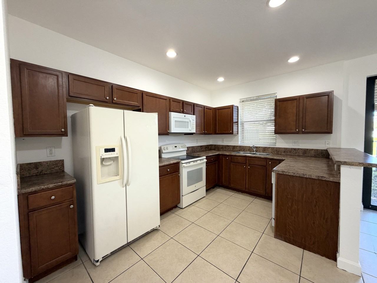 23364 Sw 113th Psge - Photo 5 of 21