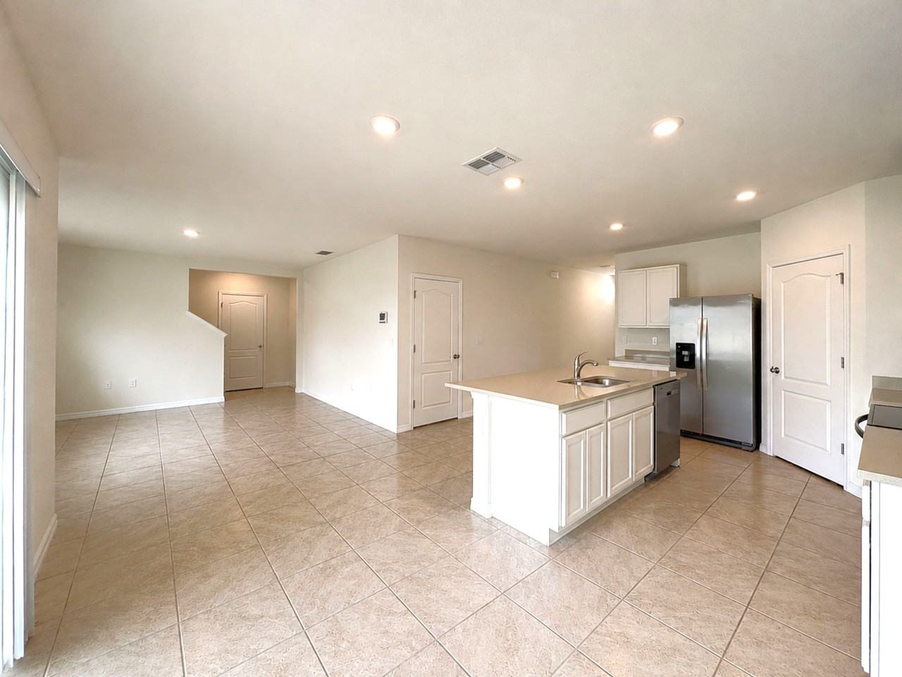 869 Ambleside Dr - Photo 7 of 19