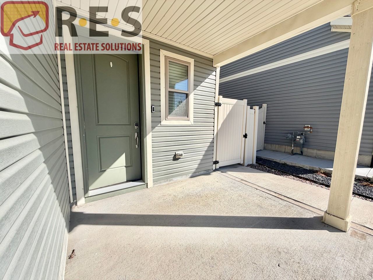5364 Walden Ct - Photo 2 of 16