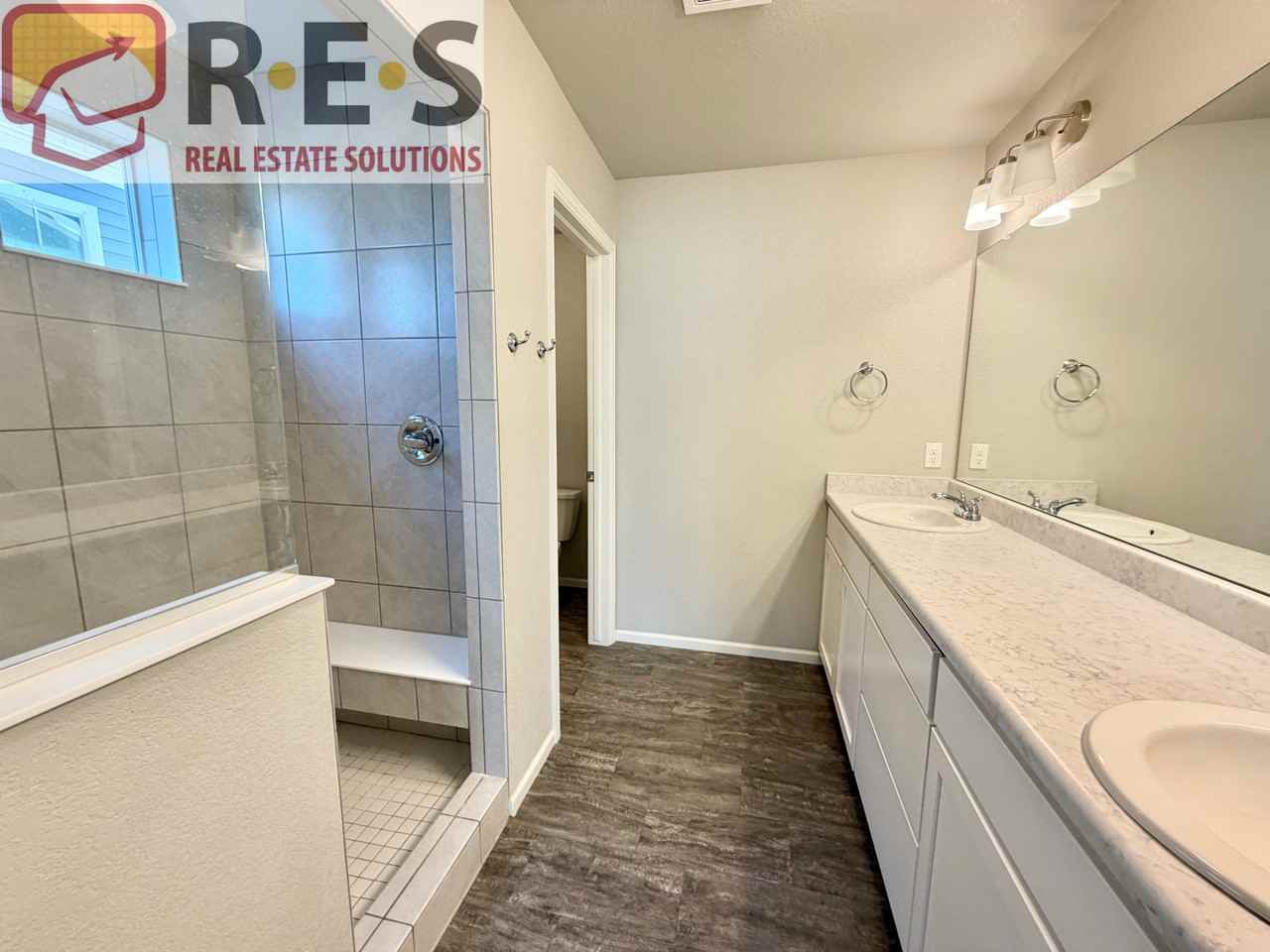 5364 Walden Ct - Photo 7 of 16
