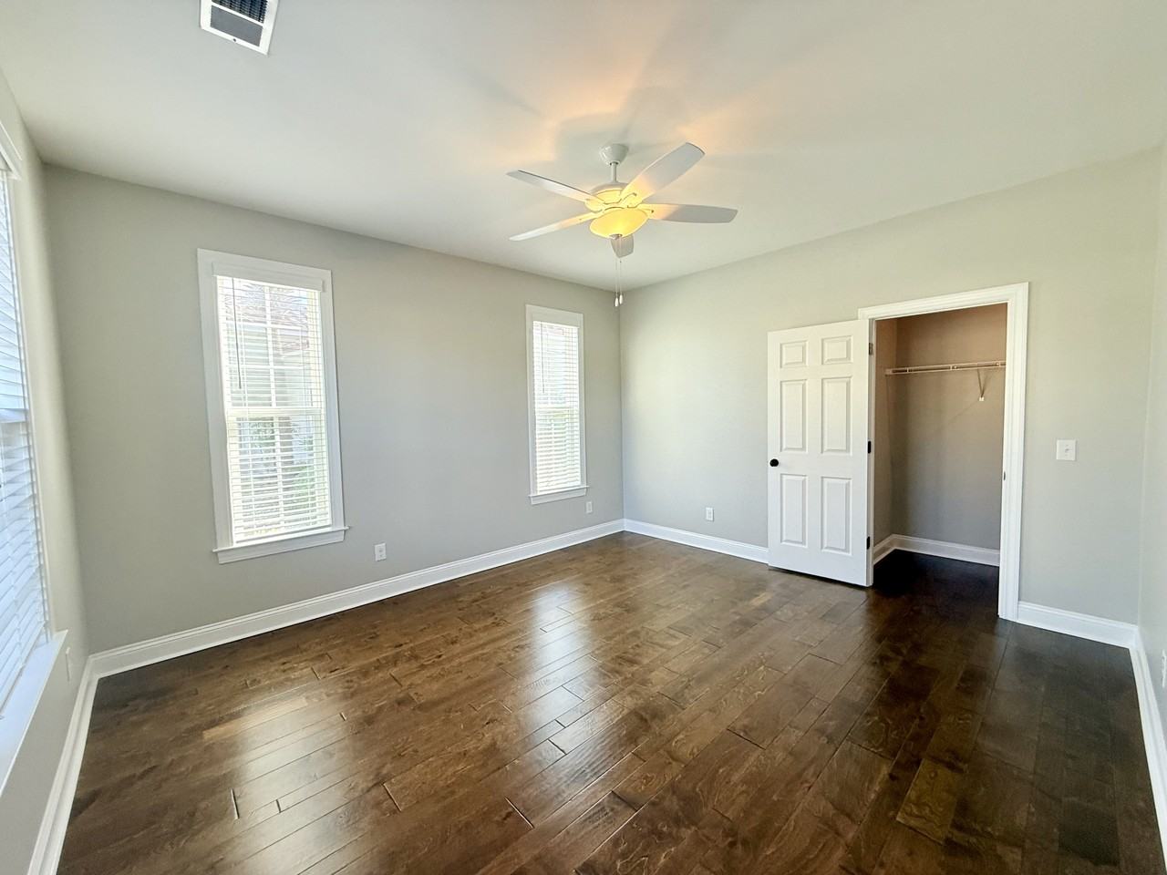 925 Bluffview Dr - Photo 6 of 50