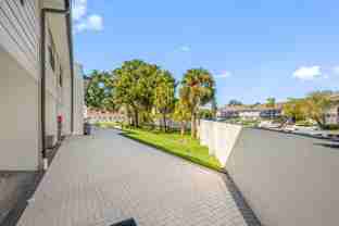 HUGE Renovated Townhome - Photo 1 of 1