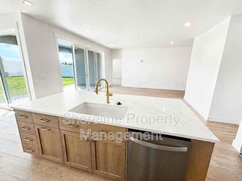 8547 W Millcreek Dr - Photo 7 of 29