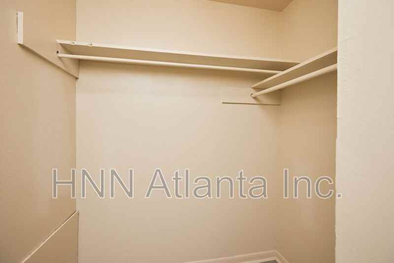 1171 Woodland Ave Ne #2 - Photo 6 of 6