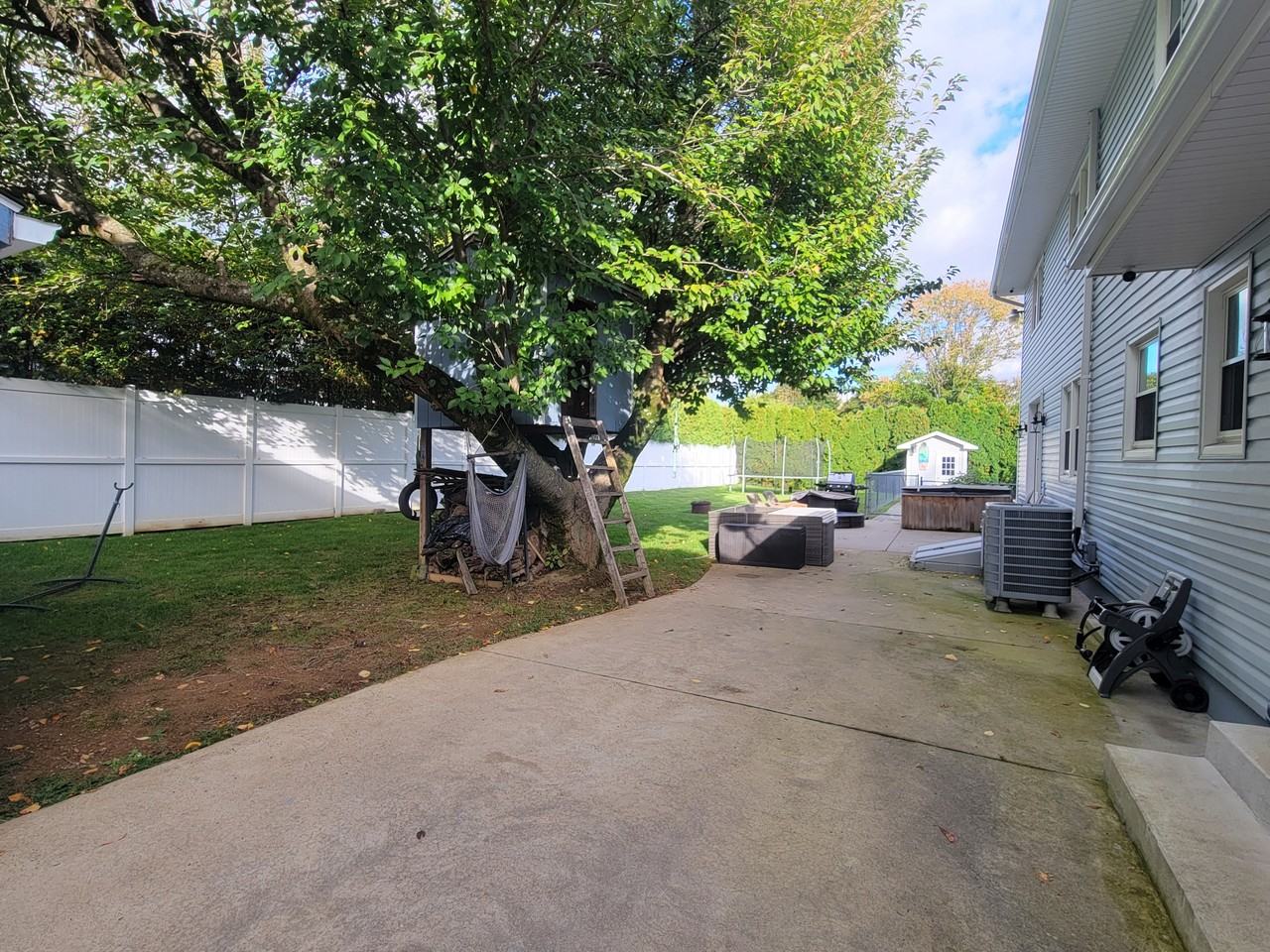 2483 Leisczs Bridge Rd - Photo 3 of 32