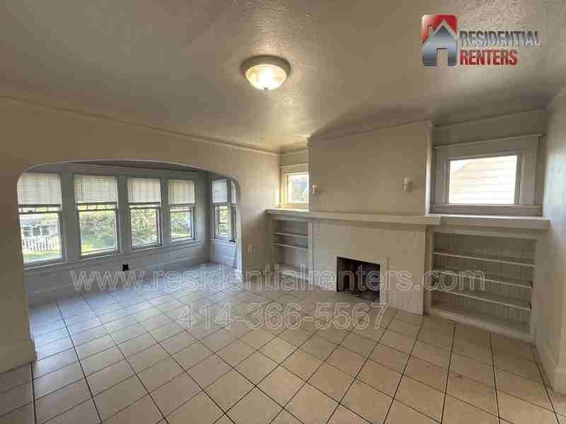 2747 N 49th St - Photo 6 of 11