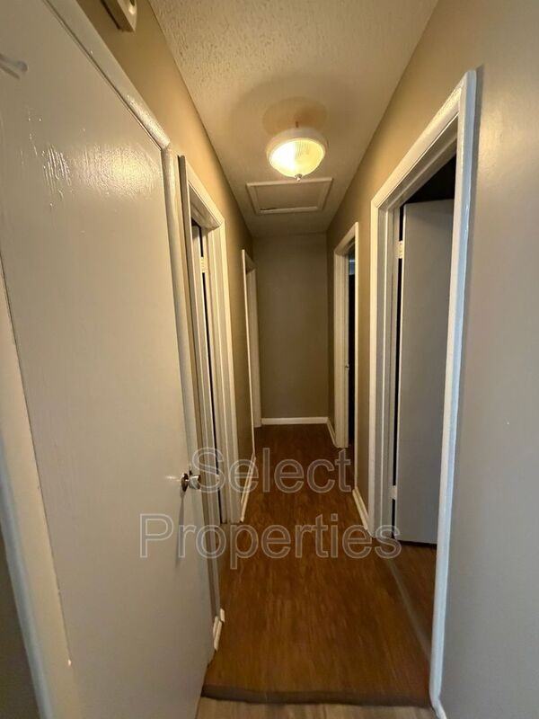 3512 Race St - Photo 5 of 10