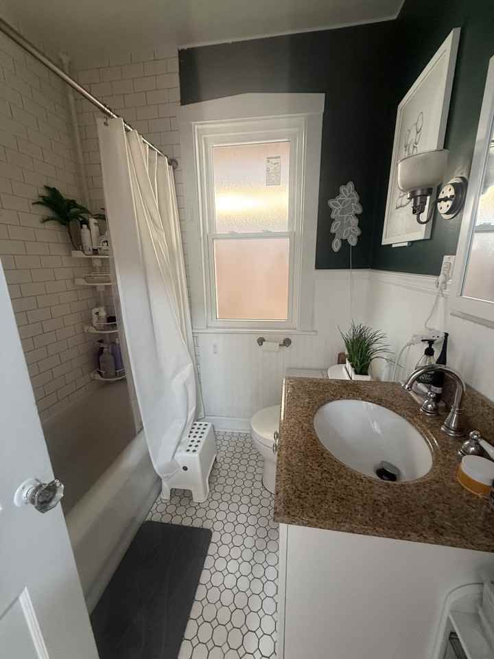 6217 W Grace St #NA - Photo 6 of 9