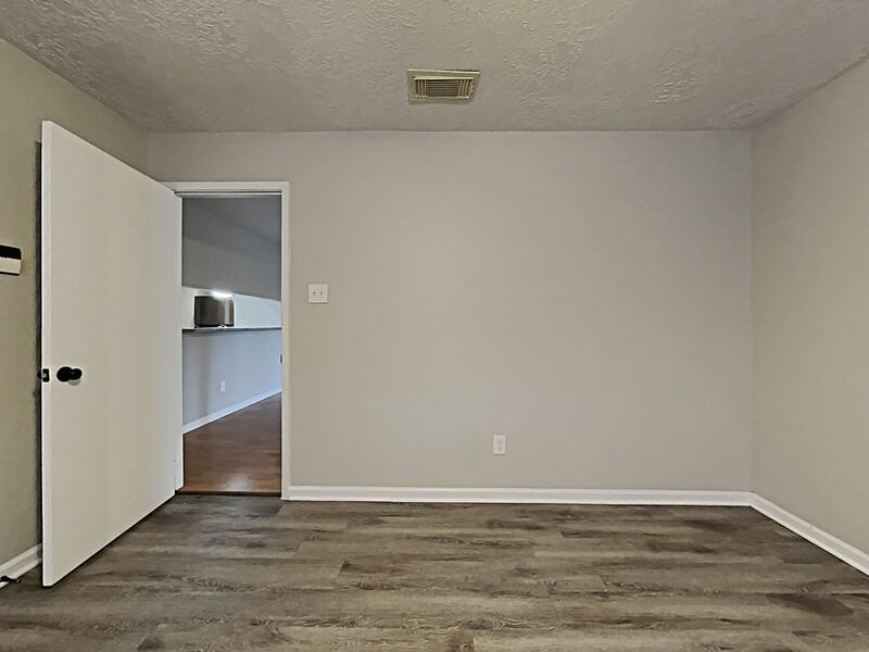 2210 Spring Dusk Ln - Photo 5 of 17