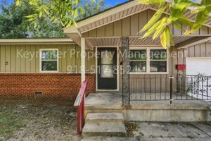 featured image of 1362 E 52nd St N