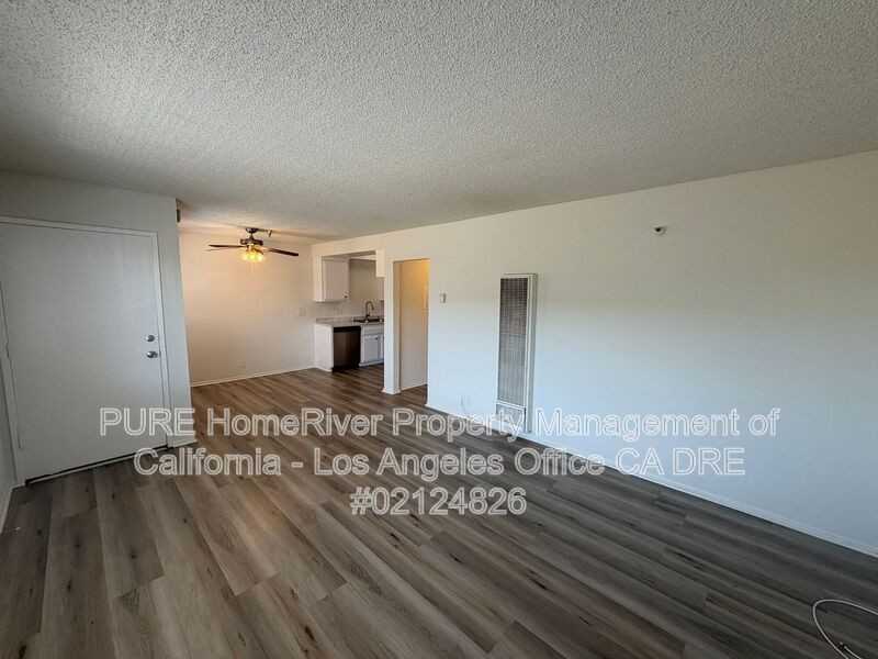 13707 Yukon Ave #7 - Photo 3 of 14