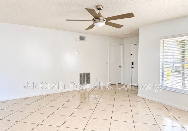 516 Cape Cod Cir - Photo 6 of 25