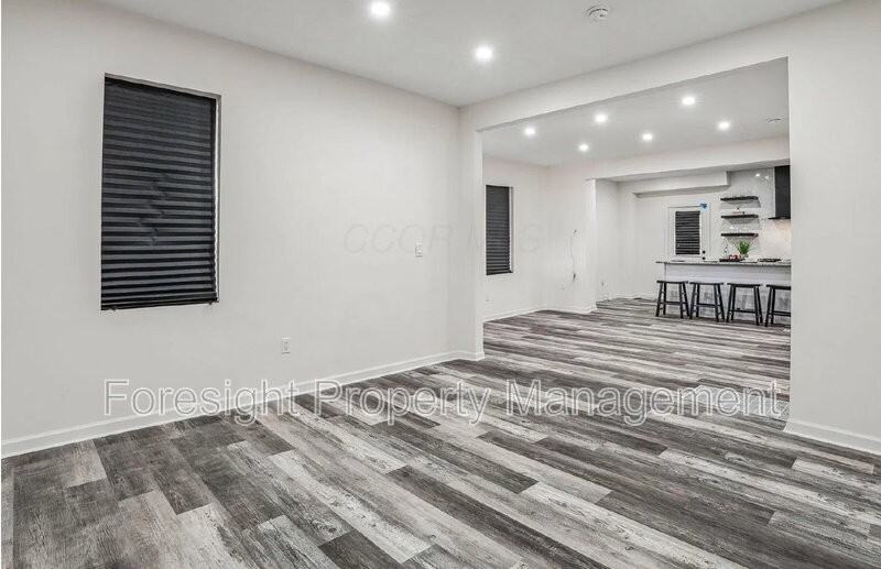 410 S Central Ave - Photo 7 of 18