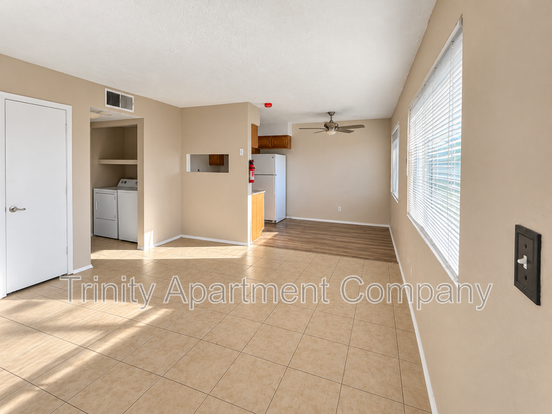 124 General Arnold St Ne - Photo 4 of 7