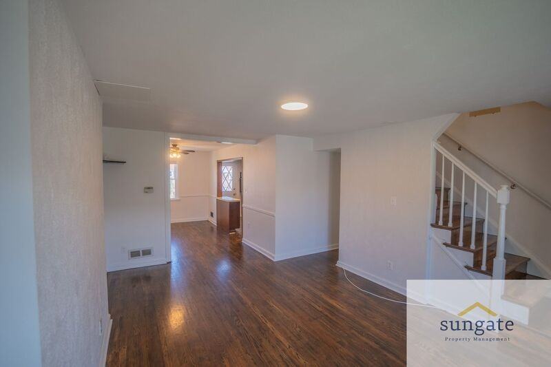 7833 Saint Gregory Dr - Photo 4 of 40