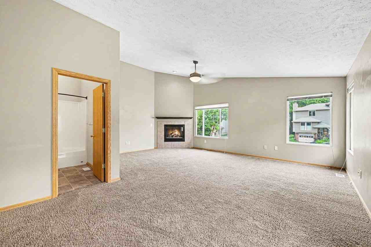 5617 Decatur St - Photo 4 of 13