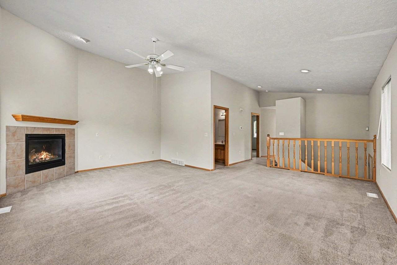 5619 Decatur St - Photo 2 of 12