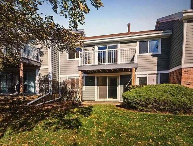 609 Berkley Ct #X1 - Photo 2 of 12