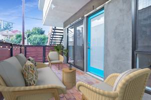 featured image of 832 N Beaudry Ave