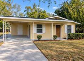 featured image of 3849 Ne 5th St
