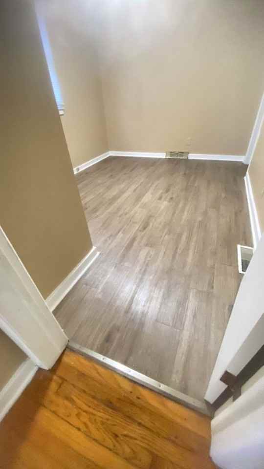 304 Locust - Photo 4 of 6