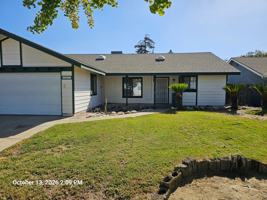 featured image of 1673 E Eastbrook Ave