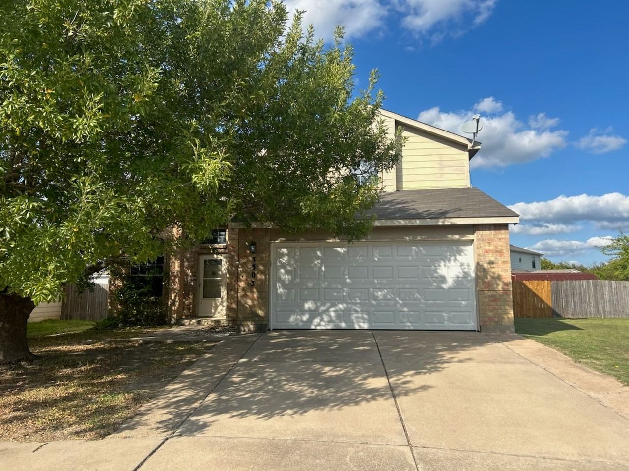 3303 Neel Ct - Photo 2 of 2