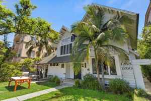 featured image of 1256 W Adams Blvd