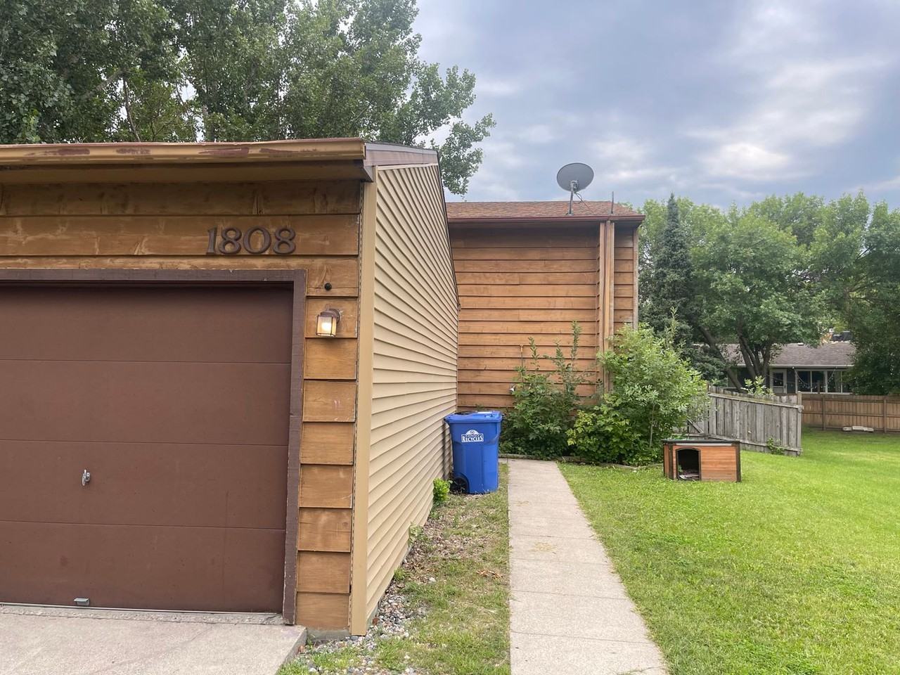 1808 23rd Ave S