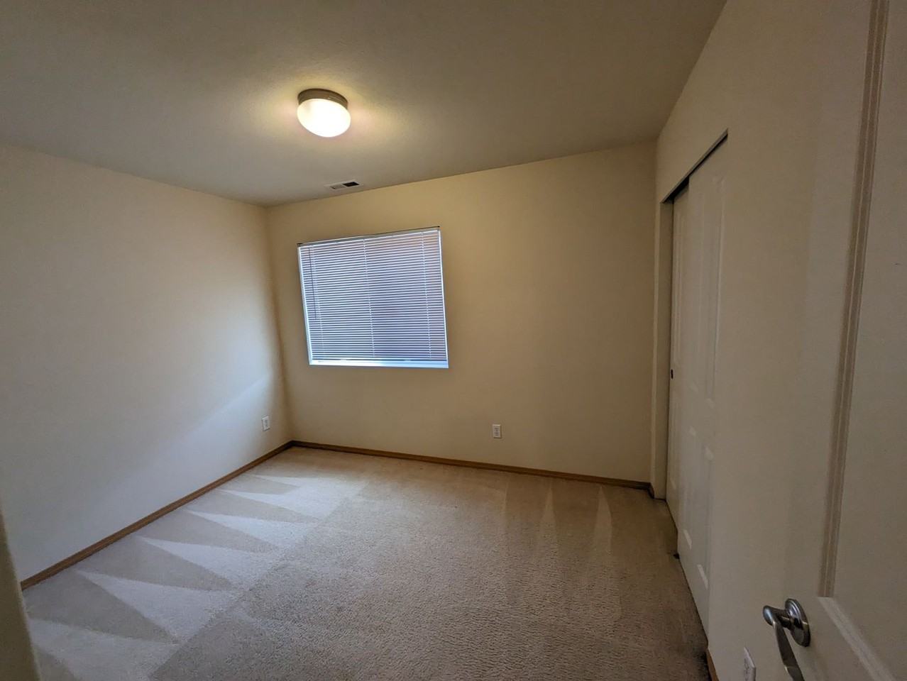 2320 Simmons St #B - Photo 6 of 11