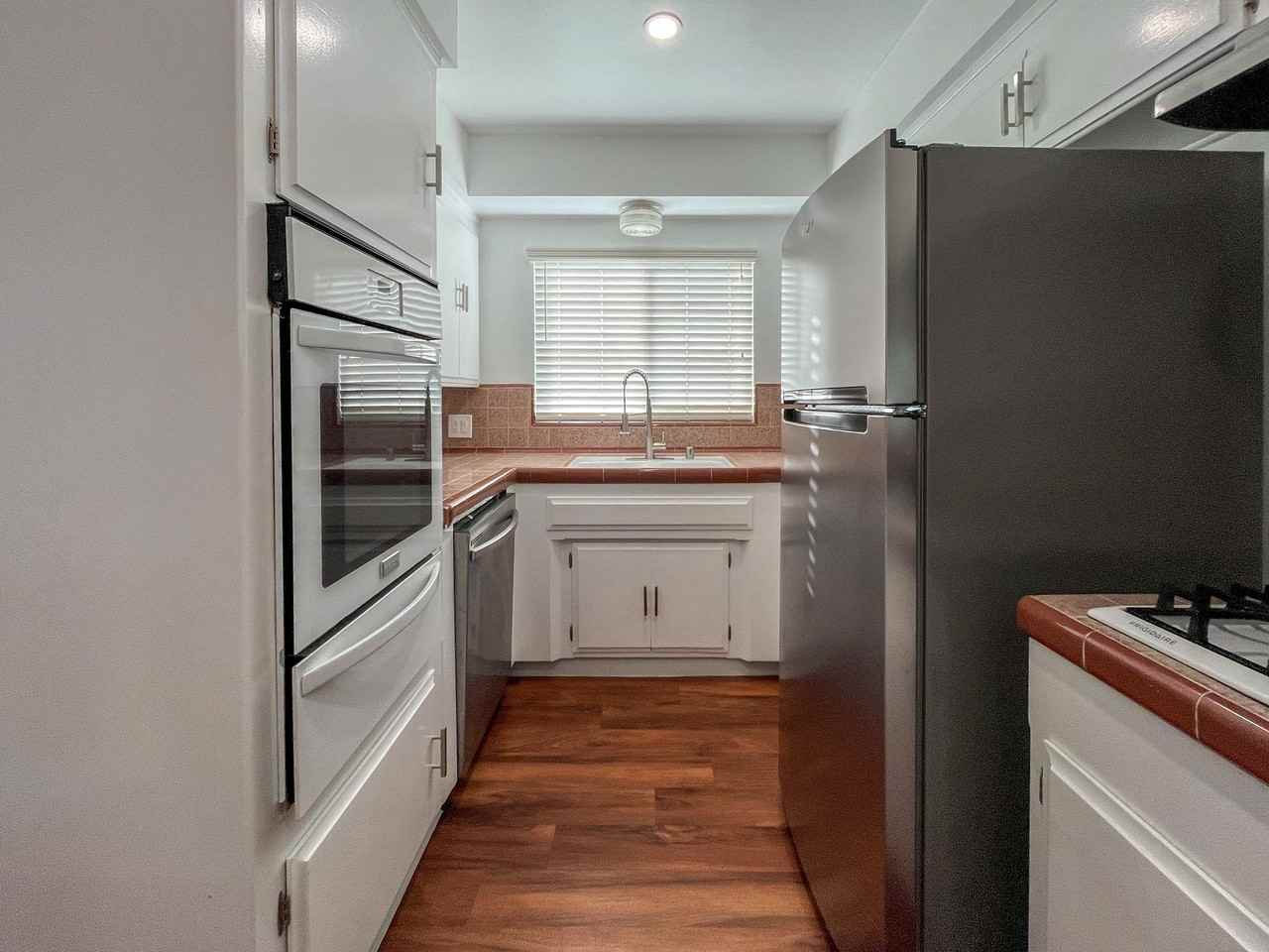 3556 W 113th St - Photo 2 of 20