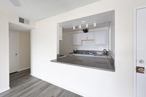 featured image of 21501 S Vermont Ave