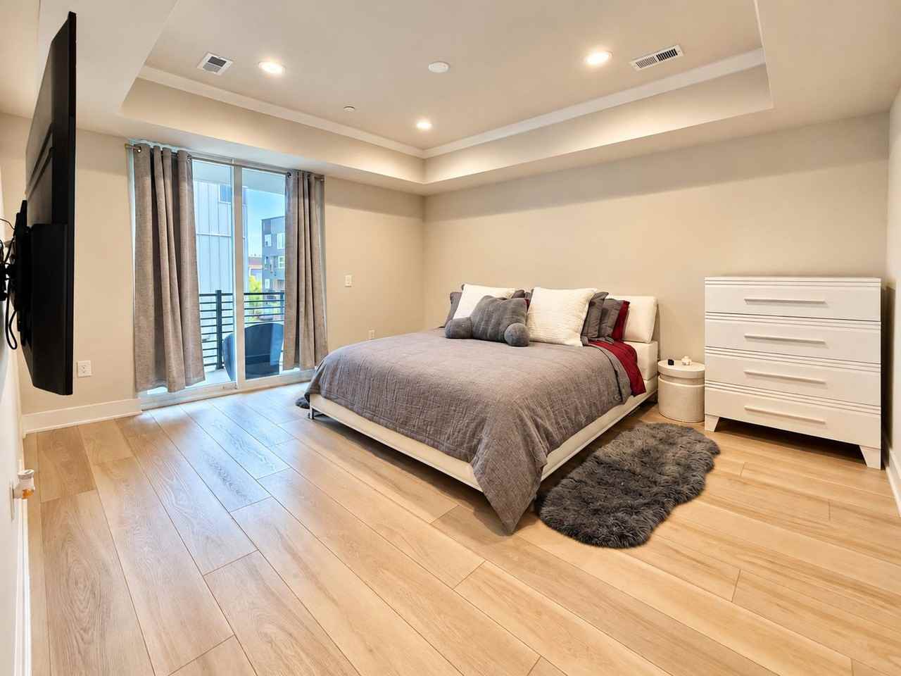 2170 Northbank Pl - Photo 4 of 14