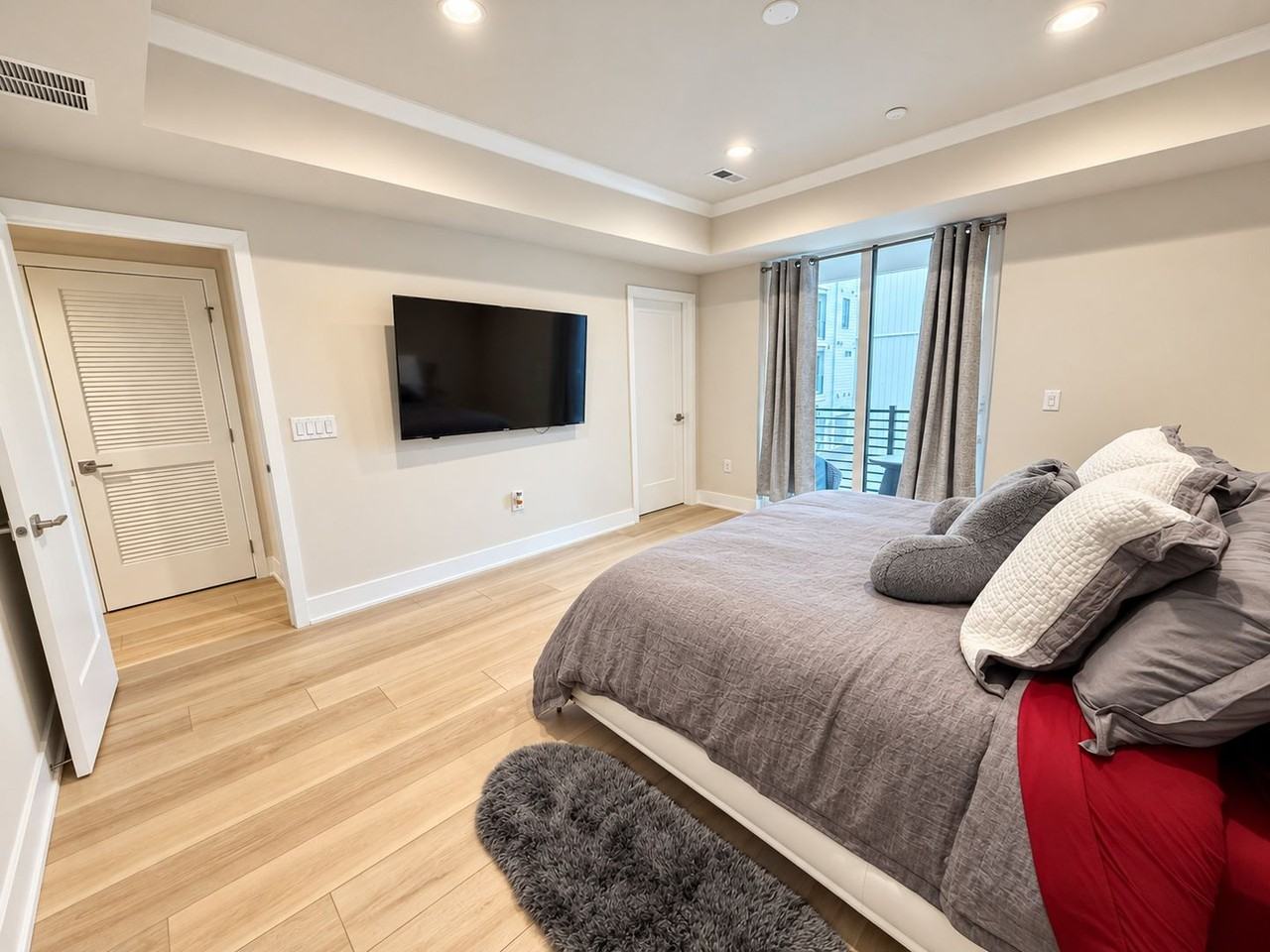 2170 Northbank Pl - Photo 5 of 14