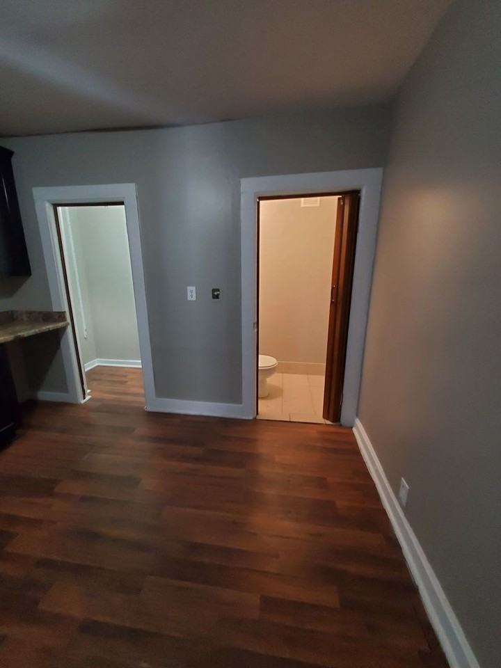 855 N 24th St - Photo 5 of 14