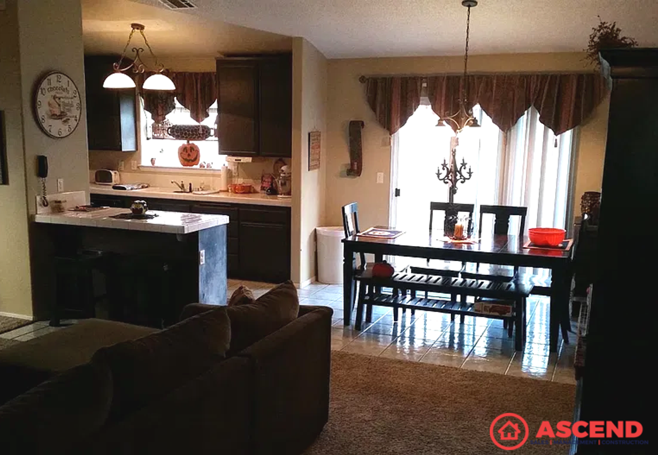 3118 Silver Spur Way - Photo 4 of 5