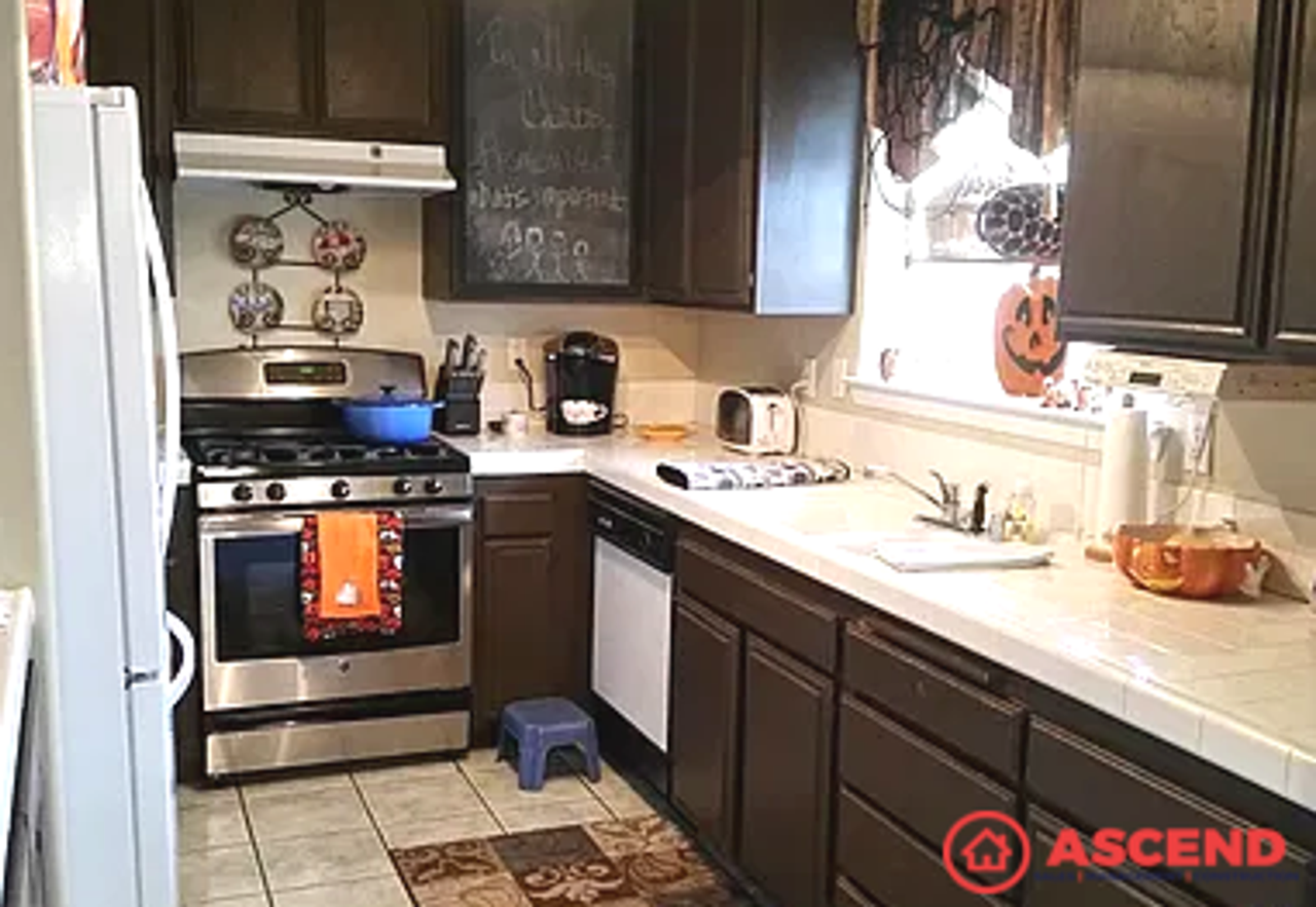3118 Silver Spur Way - Photo 5 of 5