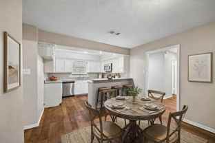130 Red Oak Ln - Photo 1 of 1