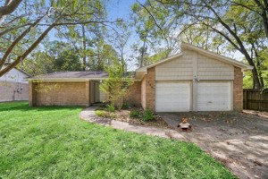featured image of 130 Red Oak Ln