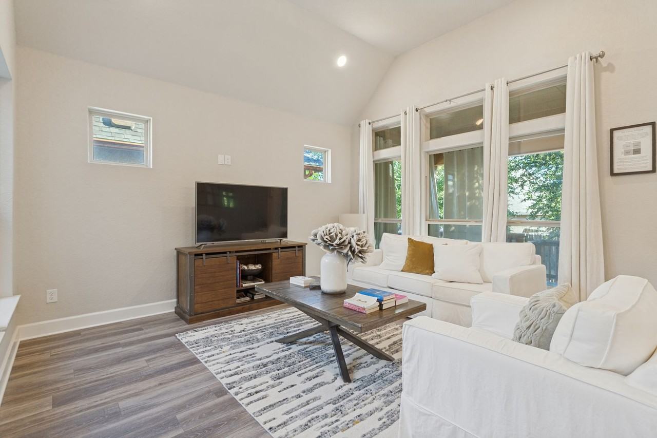 11306 Red Broom Way - Photo 6 of 25