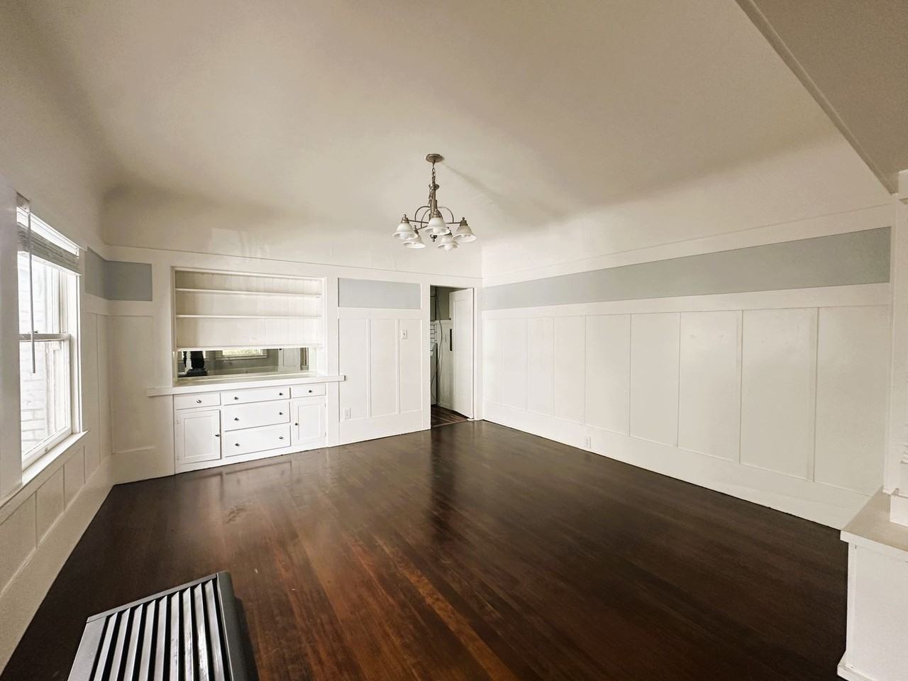 2215 N St - Photo 5 of 9