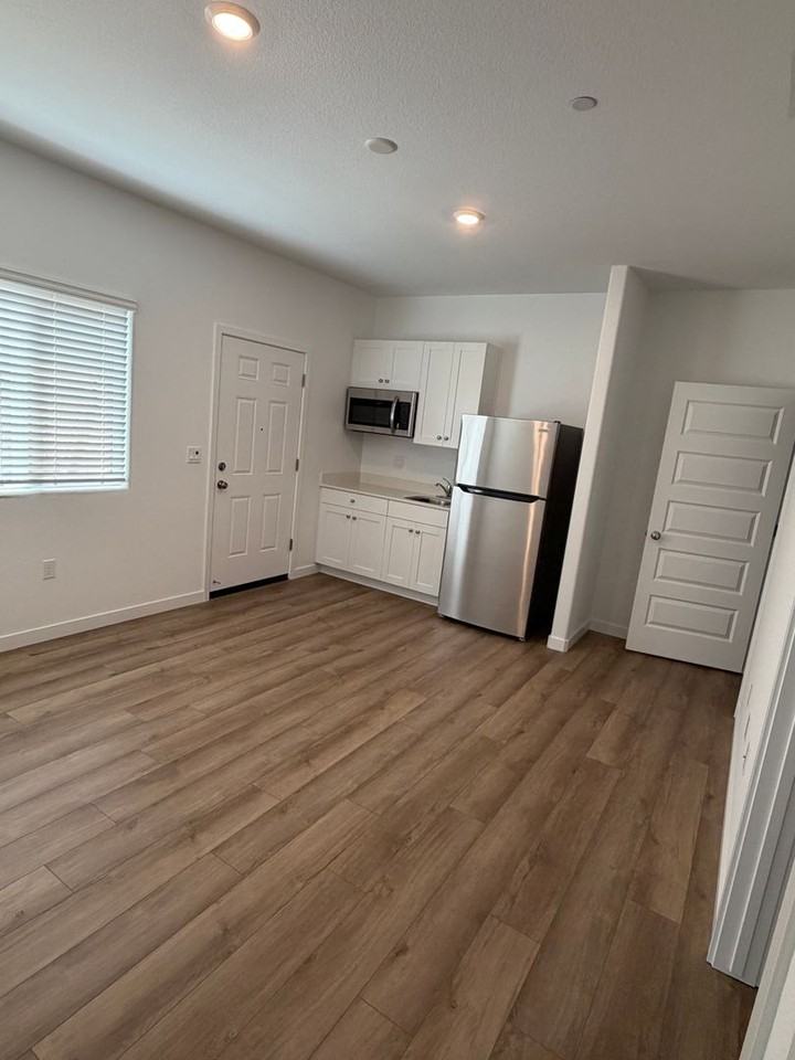 12652 Ironbow Way - Photo 4 of 12