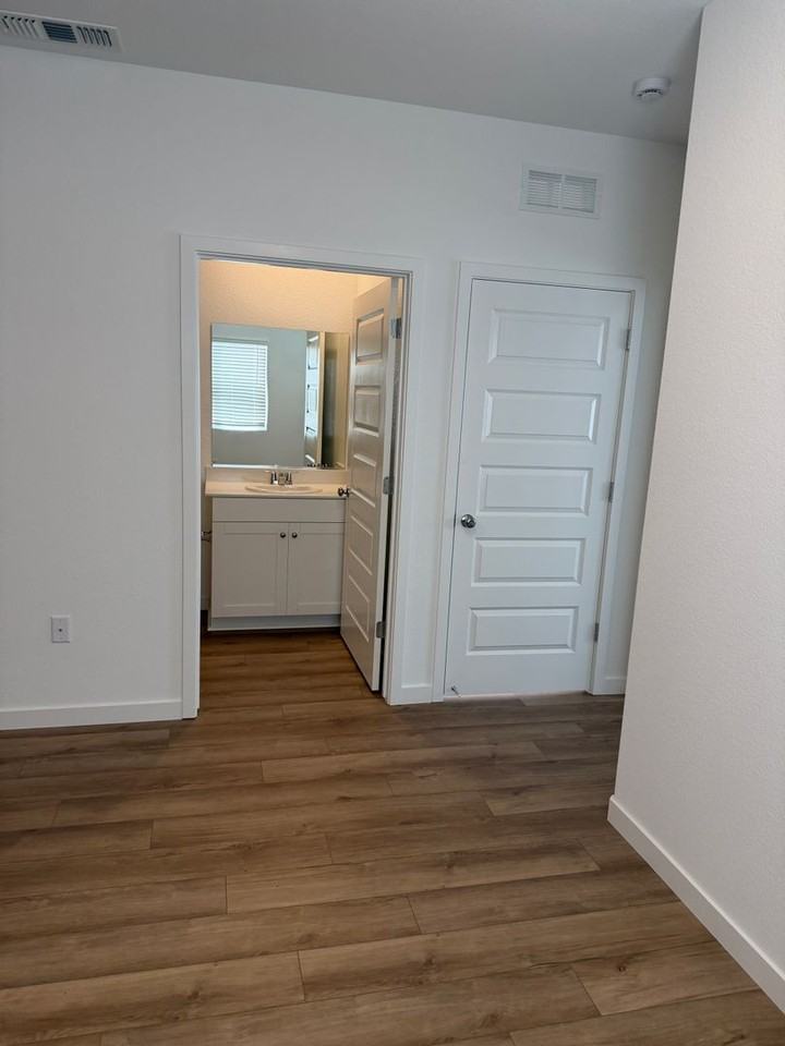 12652 Ironbow Way - Photo 6 of 12