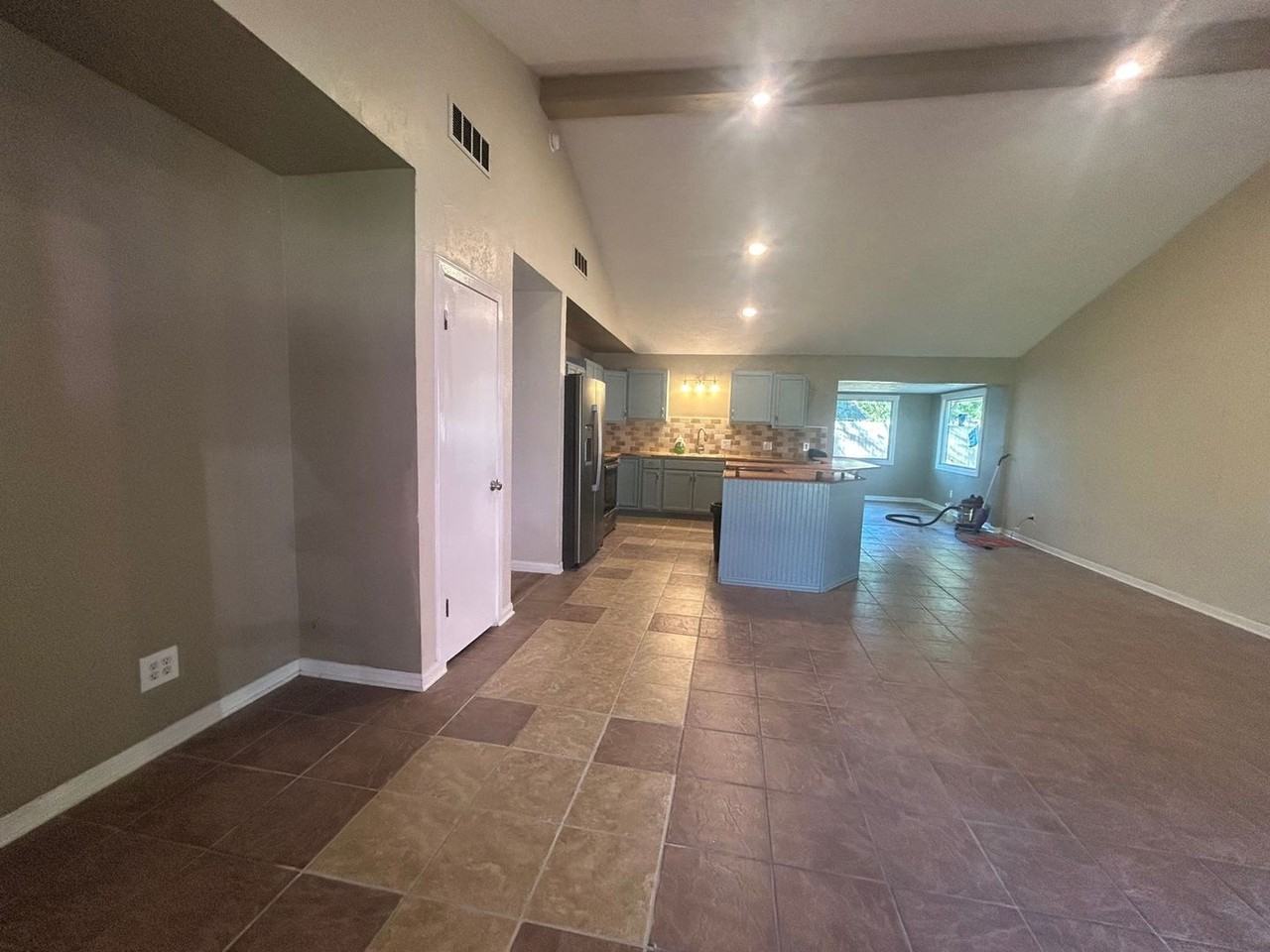 18016 Lakeview Blvd - Photo 6 of 23