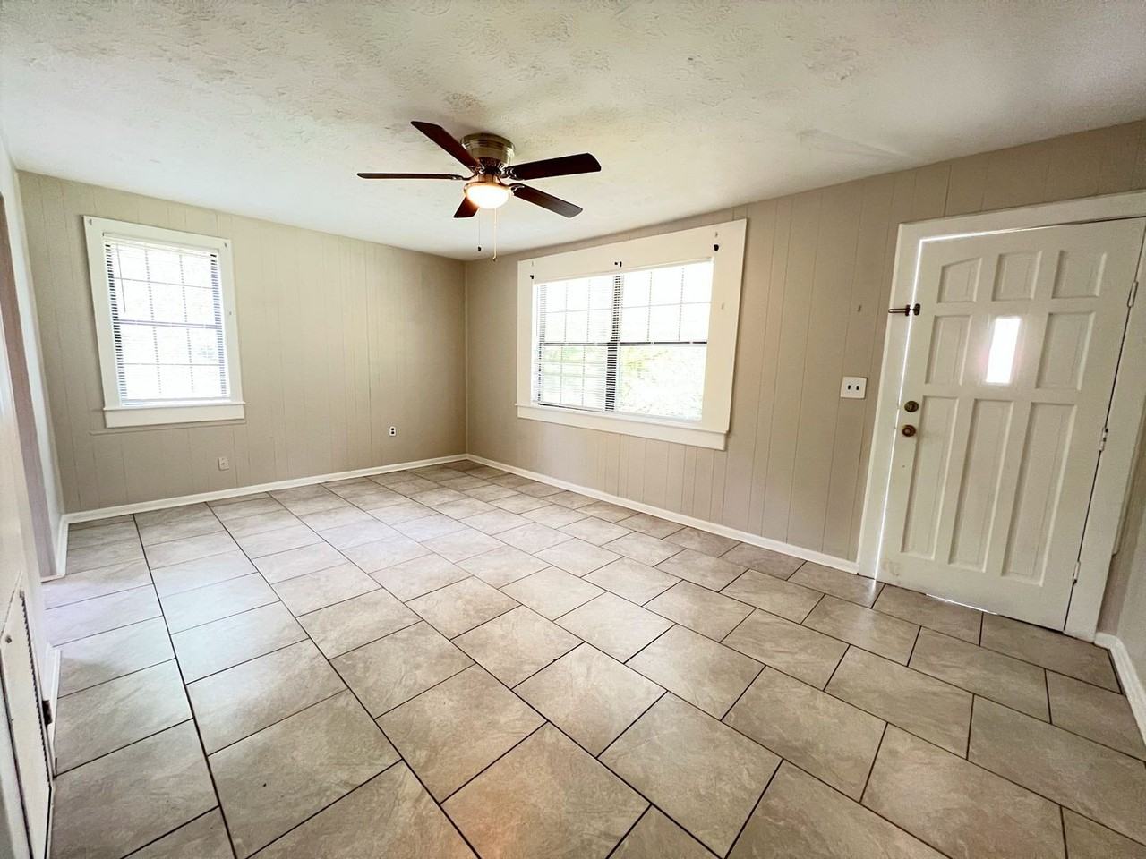 2260 Washington Ave - Photo 2 of 14
