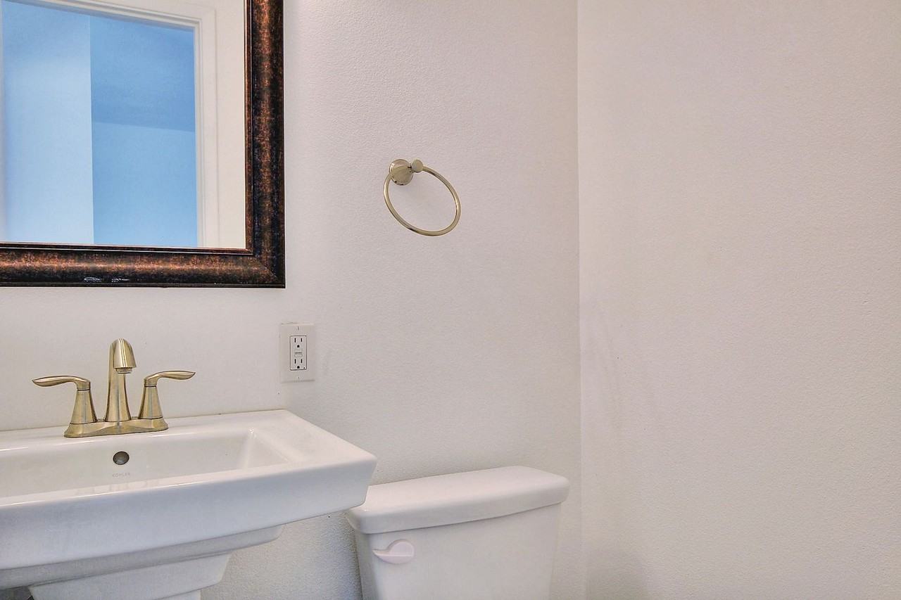 6591 Seville - Photo 5 of 22