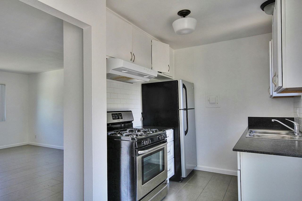 6591 Seville - Photo 6 of 22