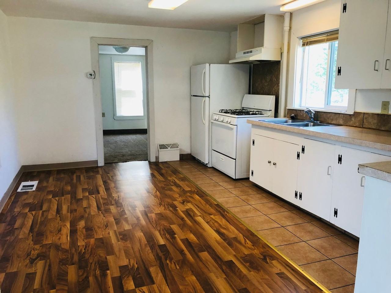 1600 2nd St Se - Photo 4 of 16