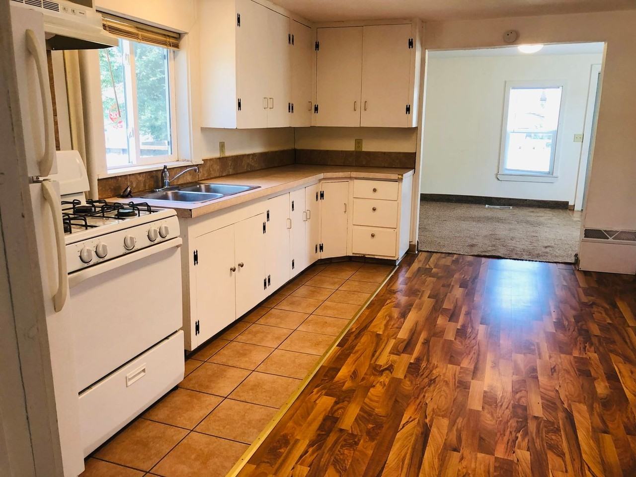 1600 2nd St Se - Photo 6 of 16