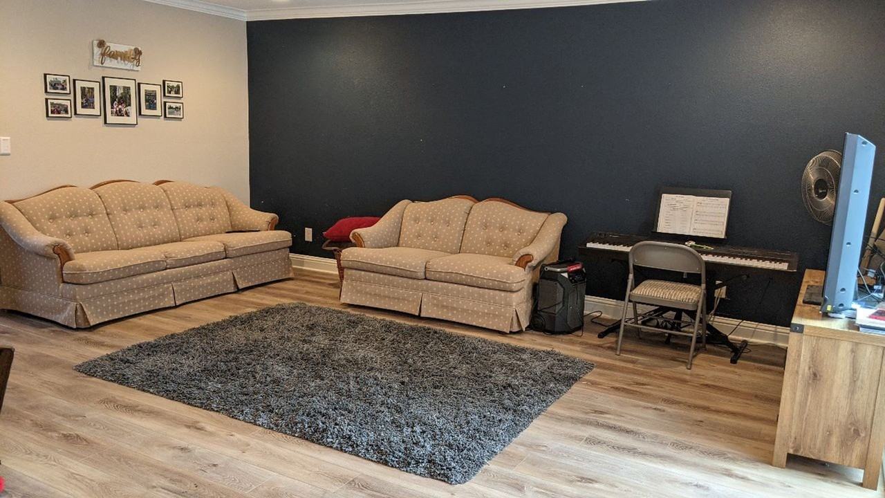 701 Wales Dr - Photo 3 of 14